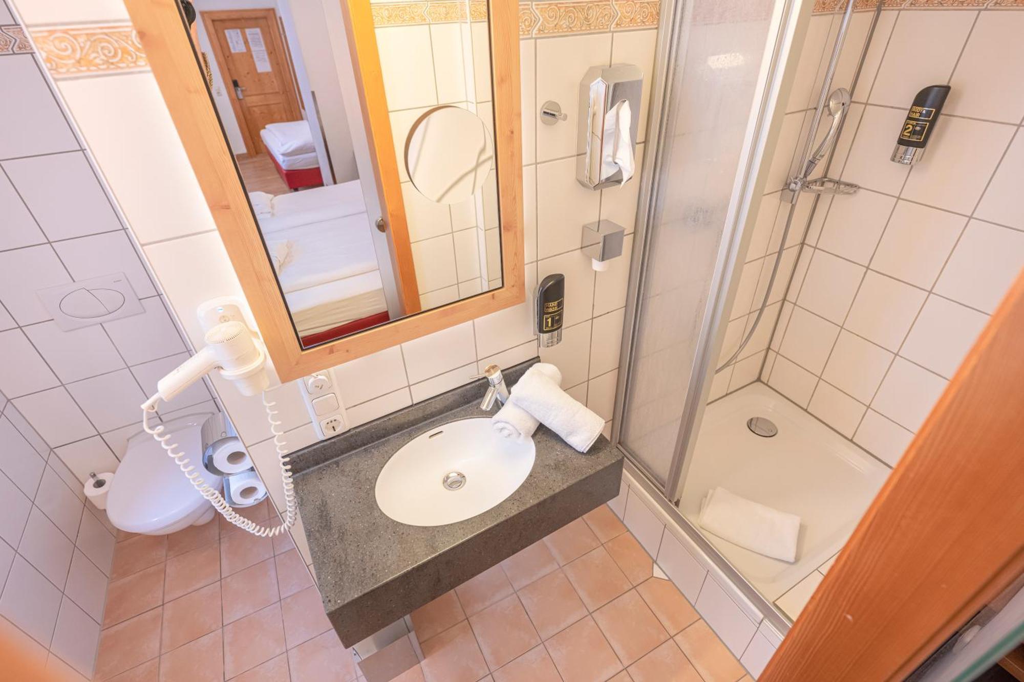 Hotel Eder Μόναχο Εξωτερικό φωτογραφία