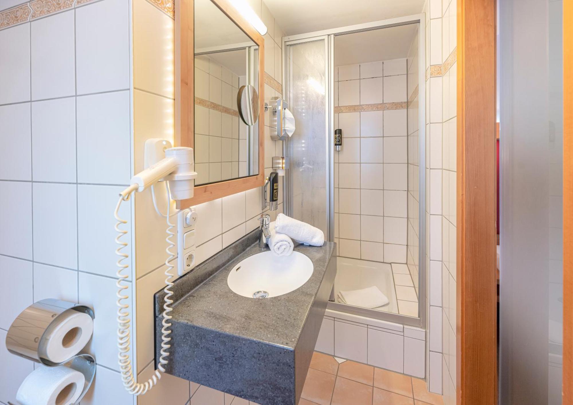 Hotel Eder Μόναχο Εξωτερικό φωτογραφία